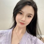 Profile picture of angela
